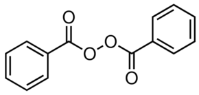 Benzoyl peroxide hydrate